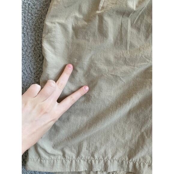 Columbia Shorts Medium Adjustle Belt Stretch Relax Zip Pocket Beige Hike Outdoor - Picture 2 of 16